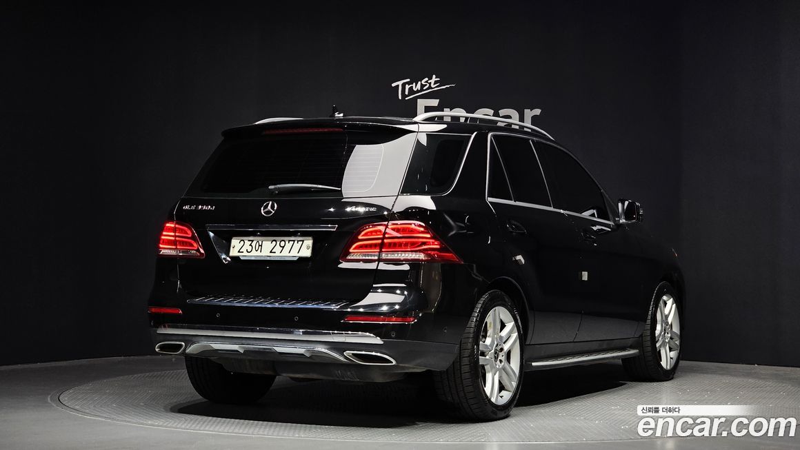 Mercedes-Benz GLE-Class 2018