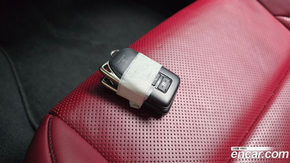Lexus IS 2019