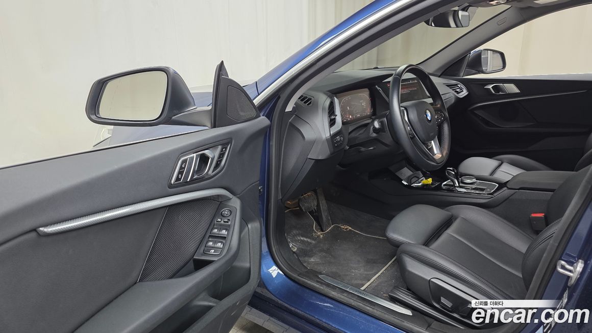 BMW 2-Series 2023