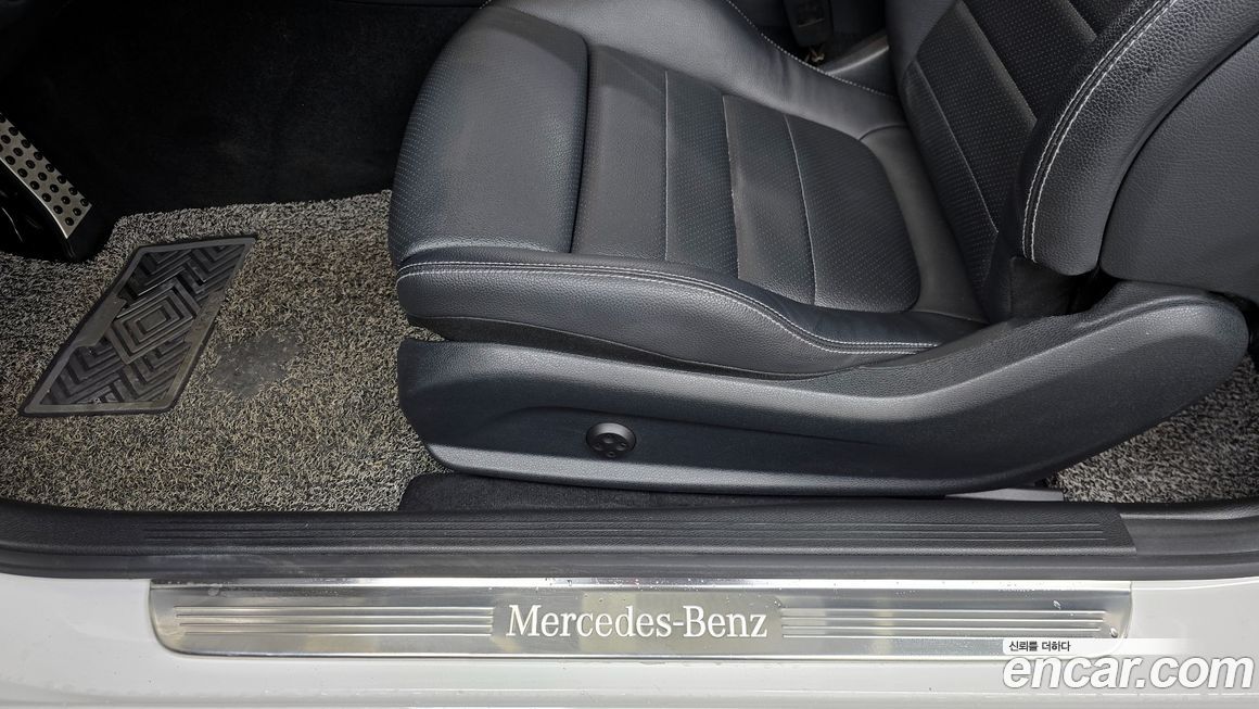 Mercedes-Benz C-Class 2020