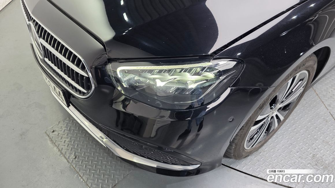 Mercedes-Benz E-Class 2021