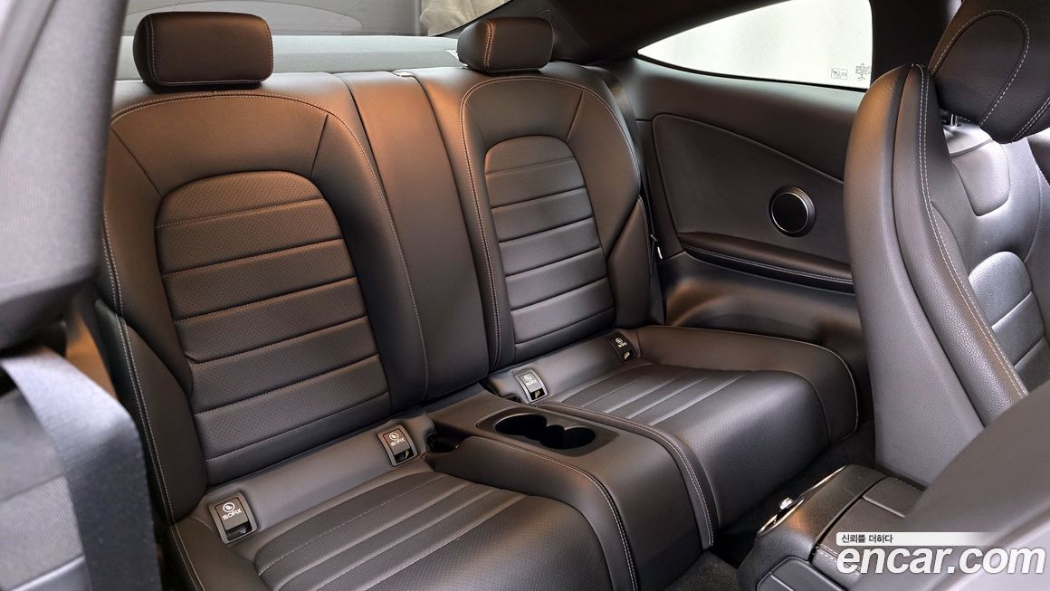 Mercedes-Benz C-Class 2020