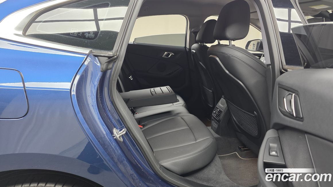 BMW 2-Series 2023