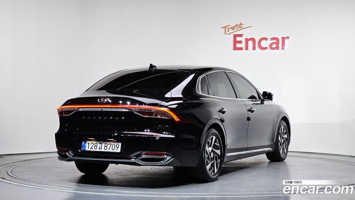 Hyundai Grandeur 2022