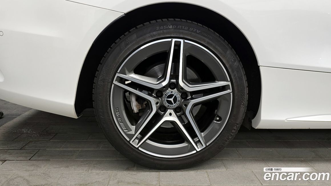 Mercedes-Benz C-Class 2020