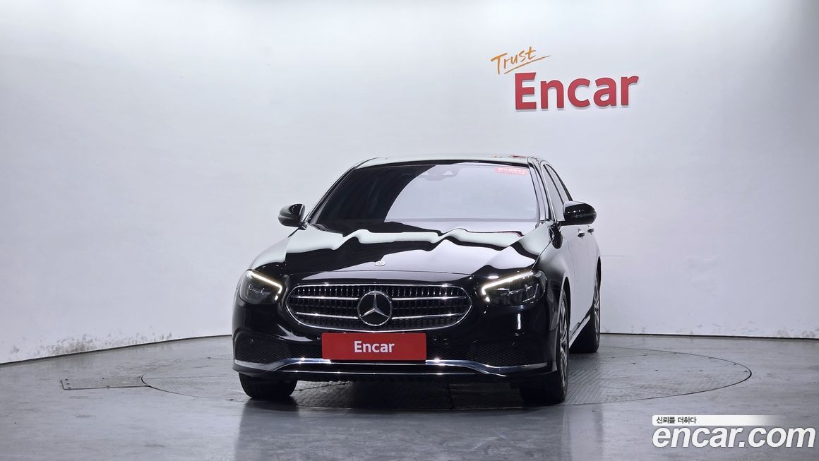 Mercedes-Benz E-Class 2021