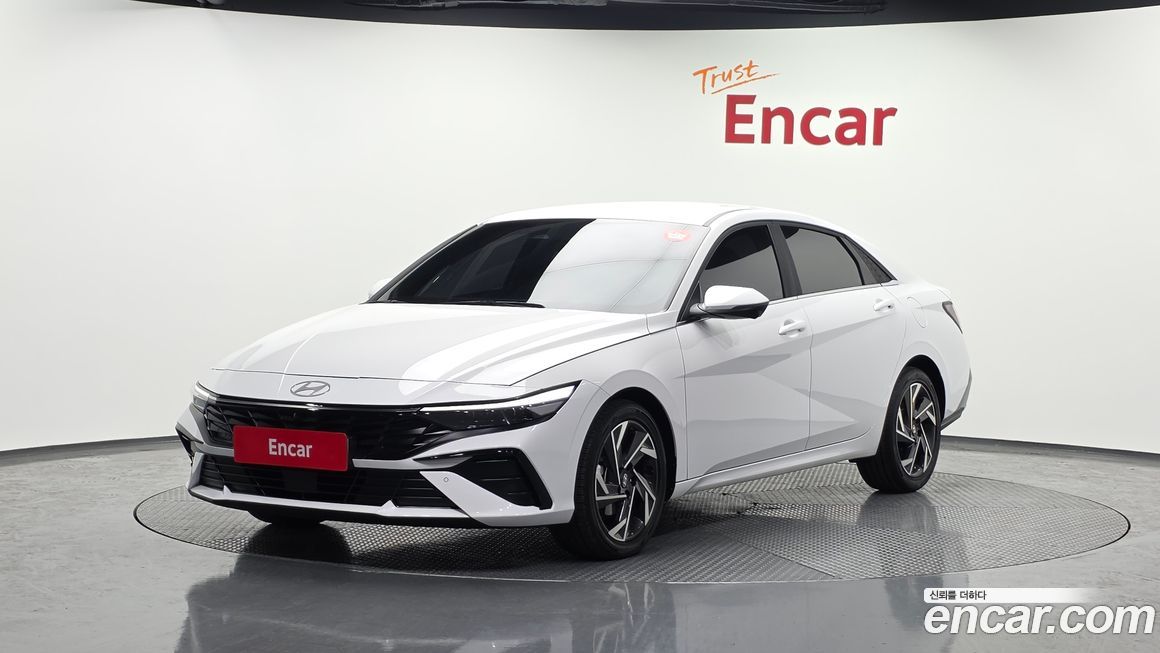 Hyundai AVANTE 2024