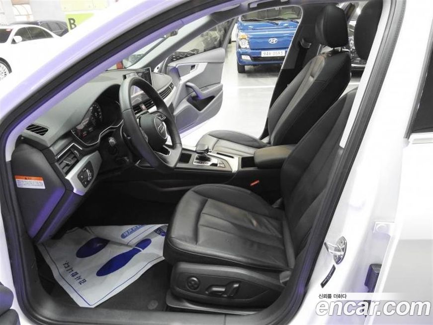 Audi A4 2023
