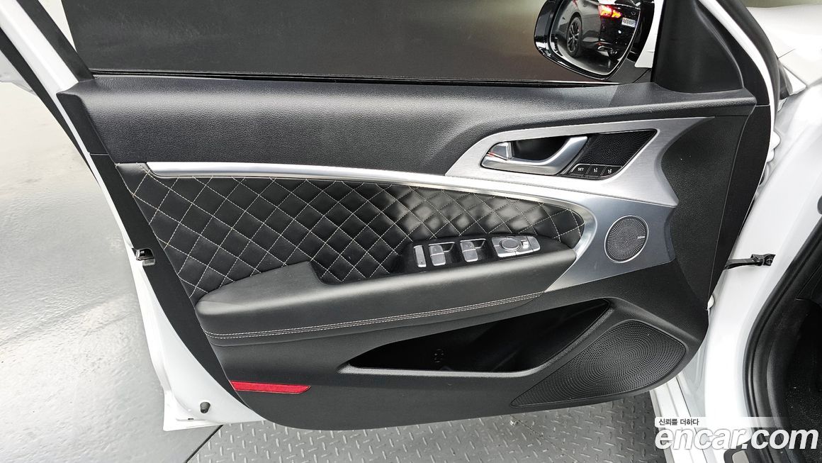 Genesis G70 2020