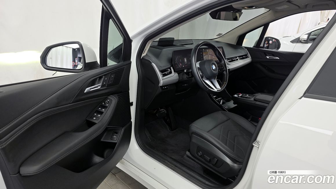 BMW 2-Series 2023