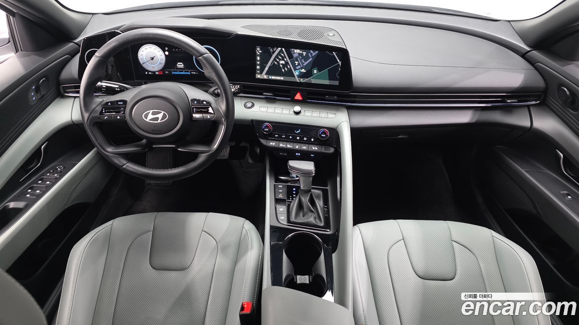 Hyundai AVANTE 2024