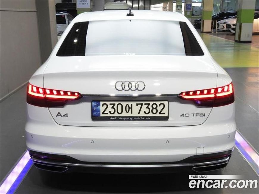 Audi A4 2023