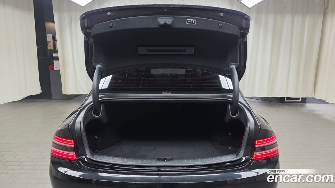 Genesis G80 2023