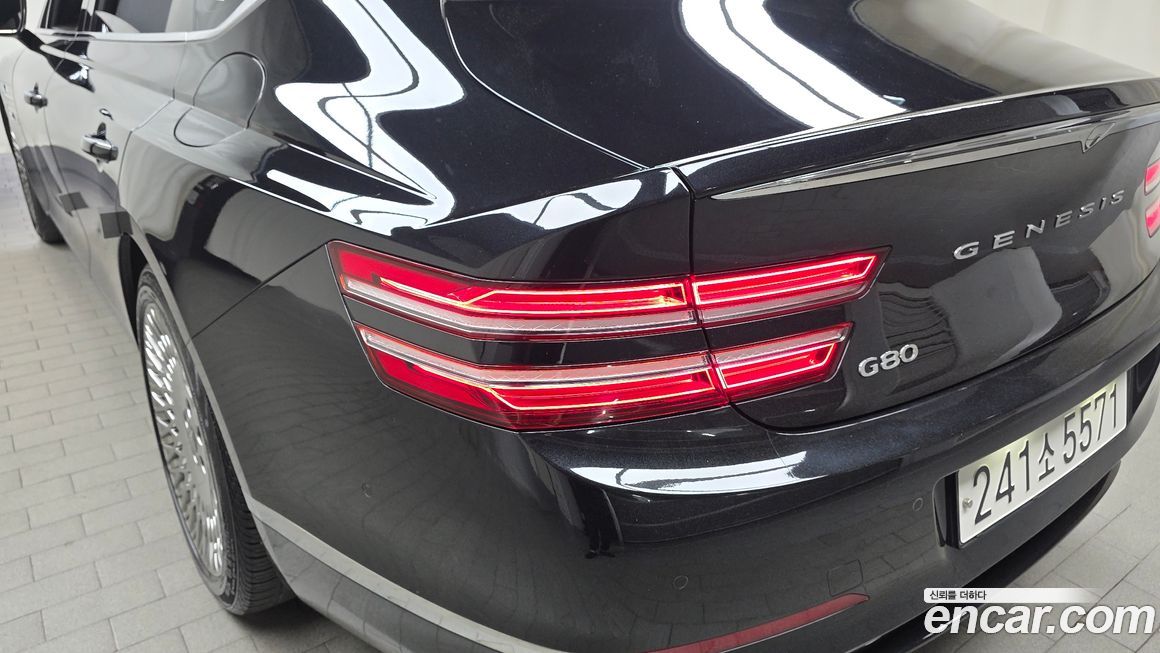 Genesis G80 2023