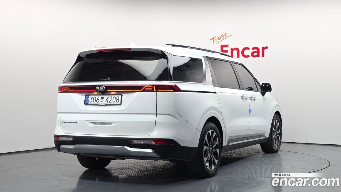 Kia Canival 2021