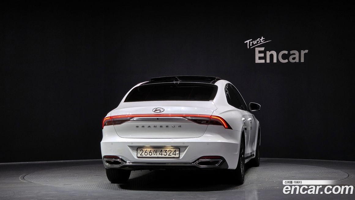 Hyundai Grandeur 2022