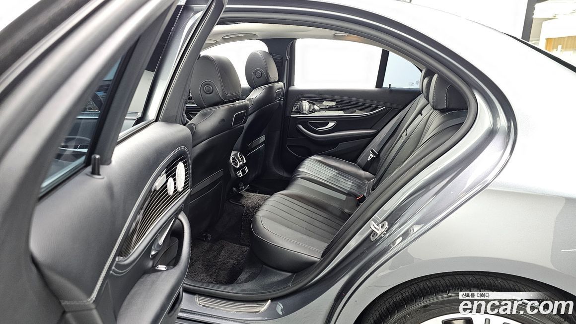 Mercedes-Benz E-Class 2020