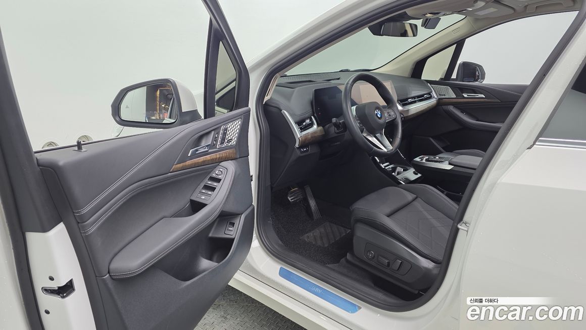 BMW 2-Series 2023