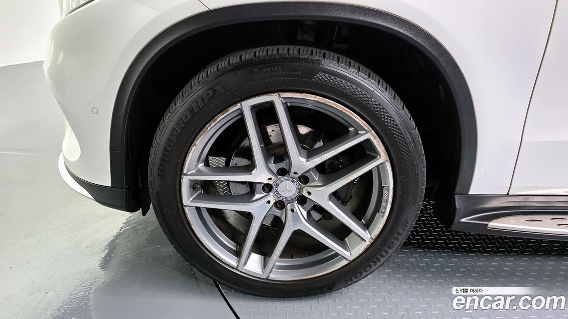 Mercedes-Benz GLE-Class 2017