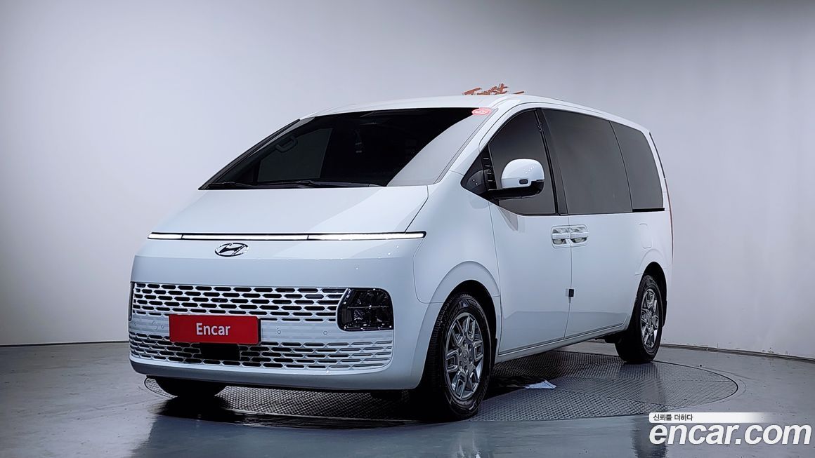 Hyundai Staria 2023