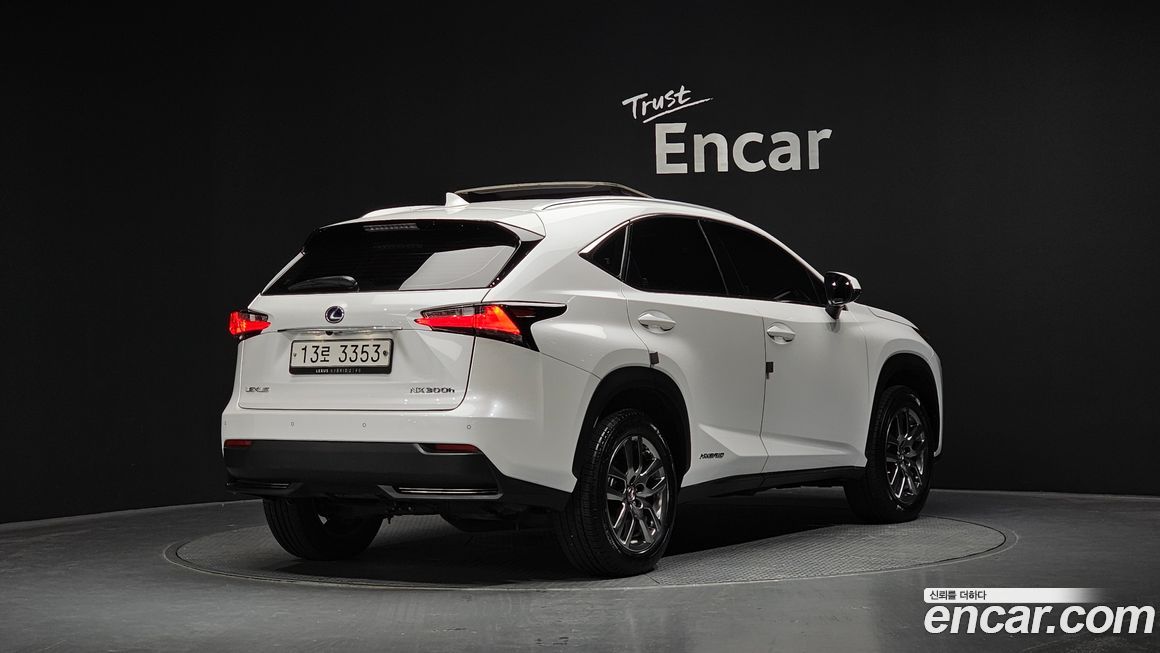 Lexus NX 2017