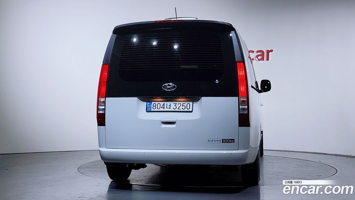 Hyundai Staria 2023