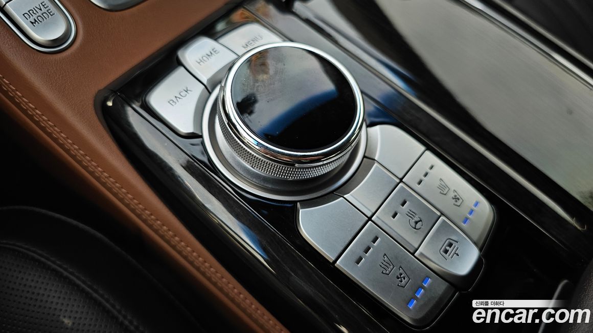 Genesis G90 2020