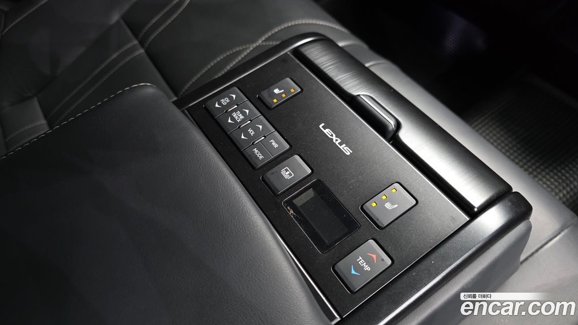 Lexus ES 2019