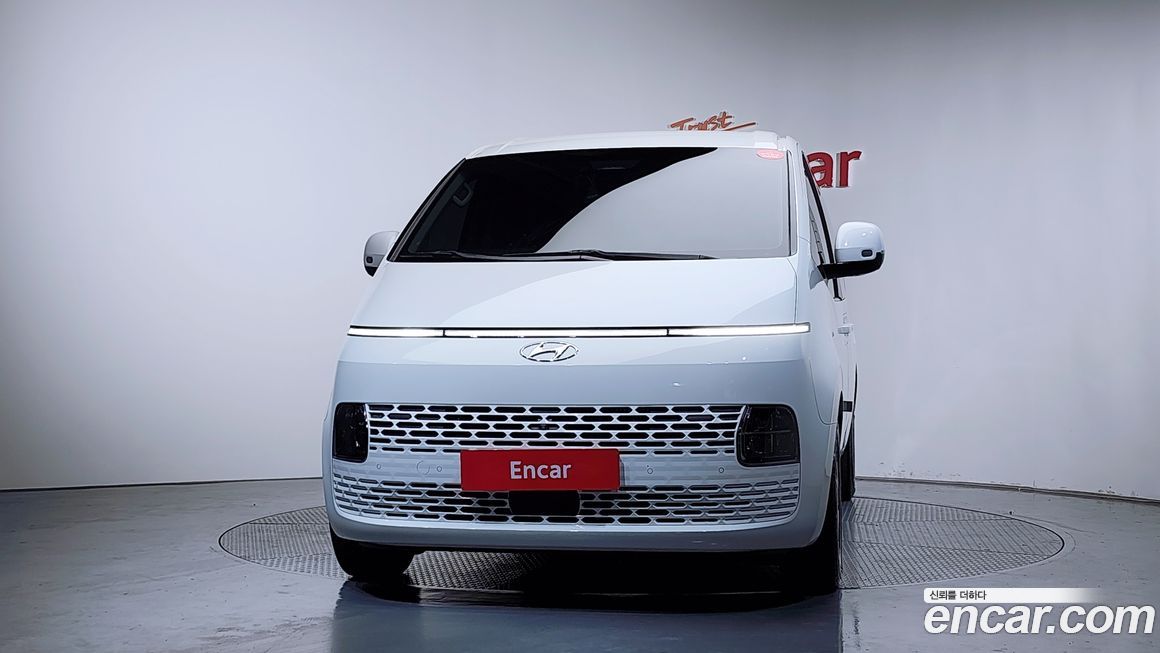 Hyundai Staria 2023
