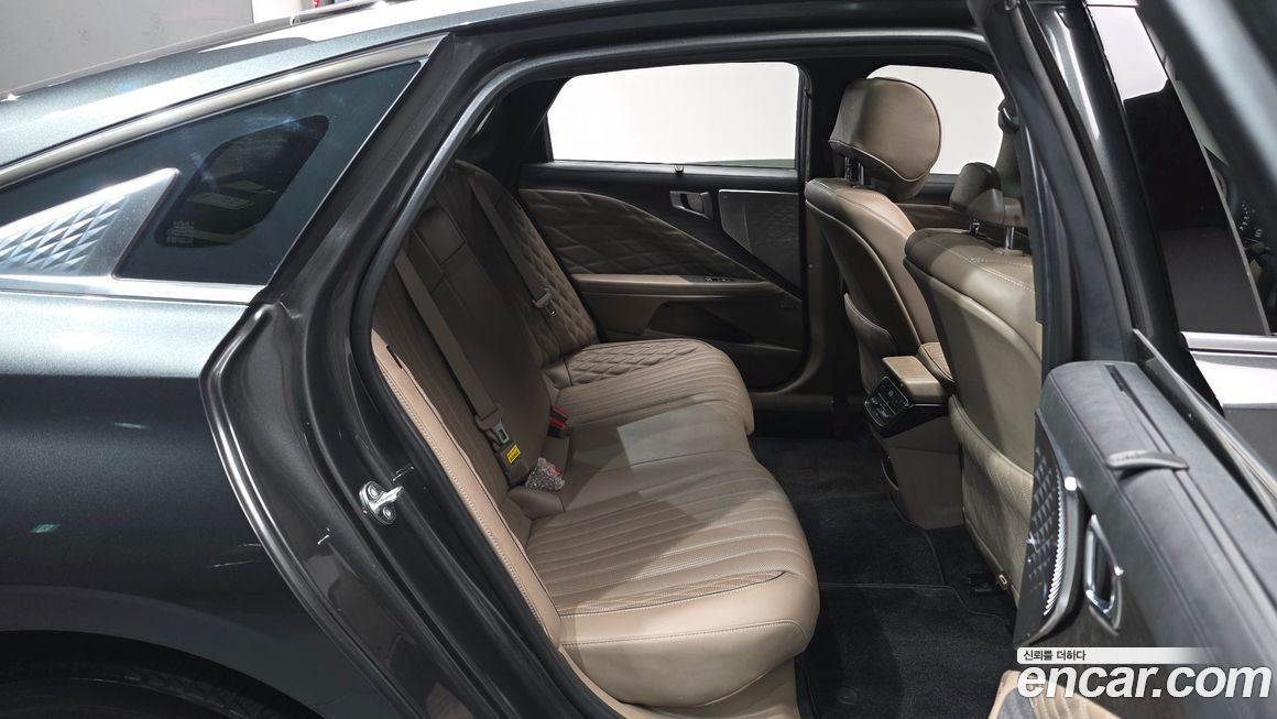 Kia K8 2023
