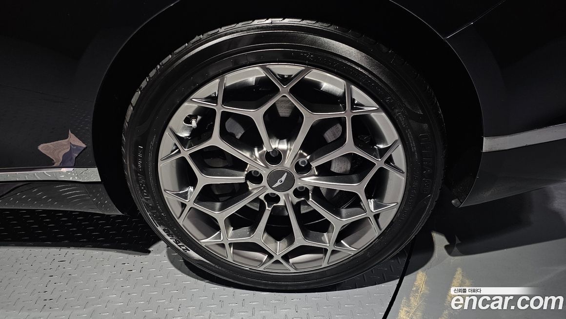 Genesis G80 2021