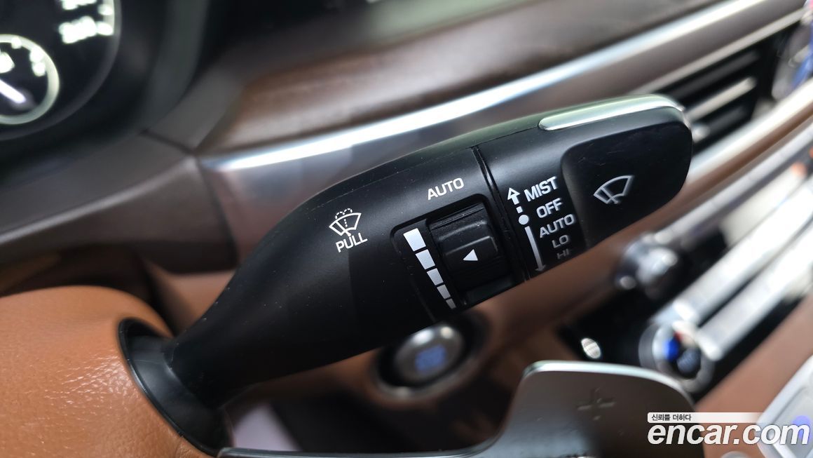 Genesis G90 2021