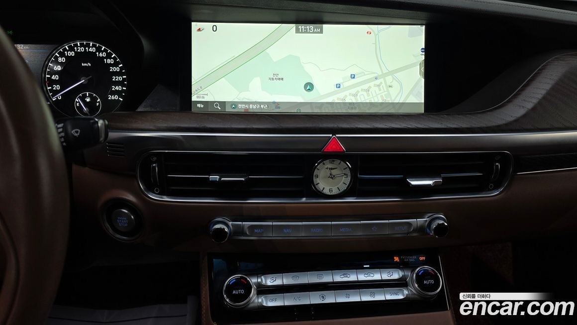 Genesis G90 2021