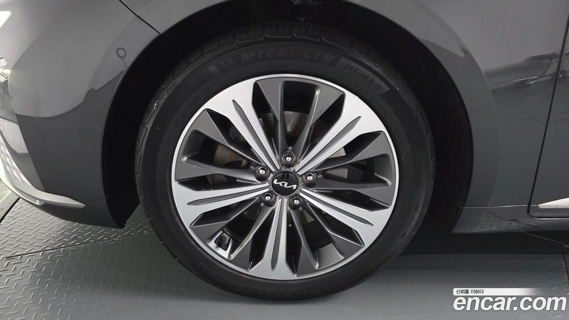 Kia K8 2023
