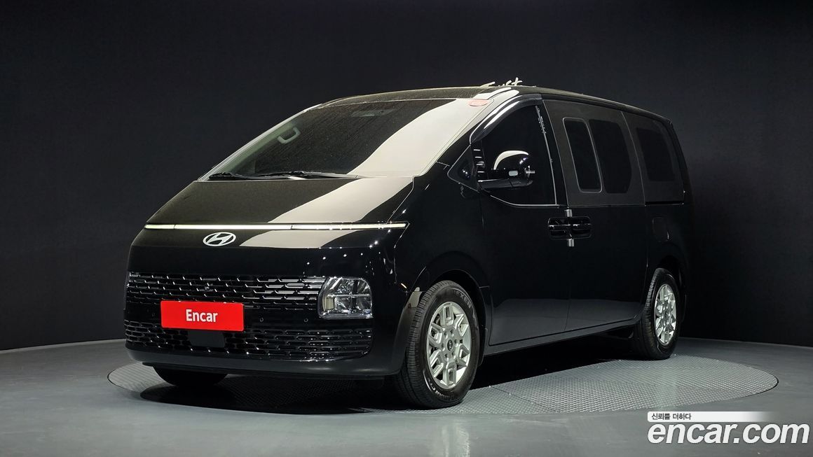 Hyundai Staria 2025