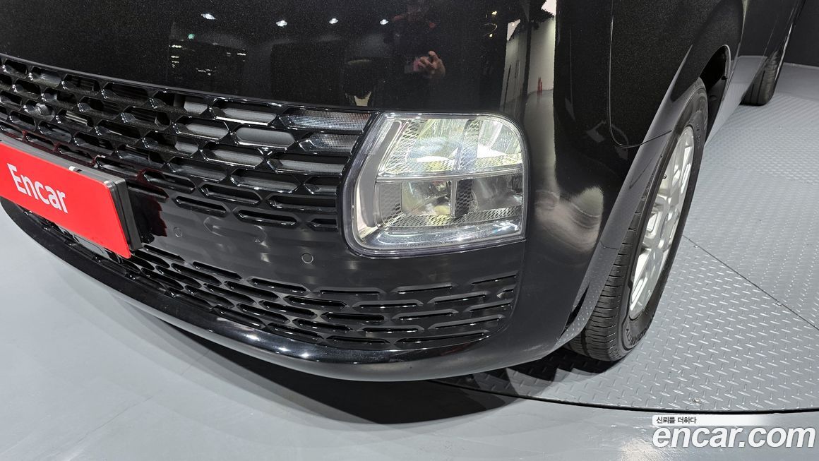 Hyundai Staria 2025