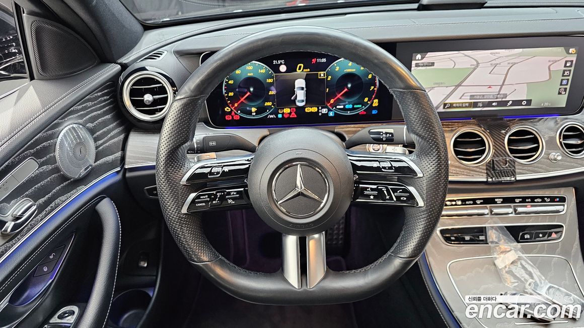 Mercedes-Benz E-Class 2021