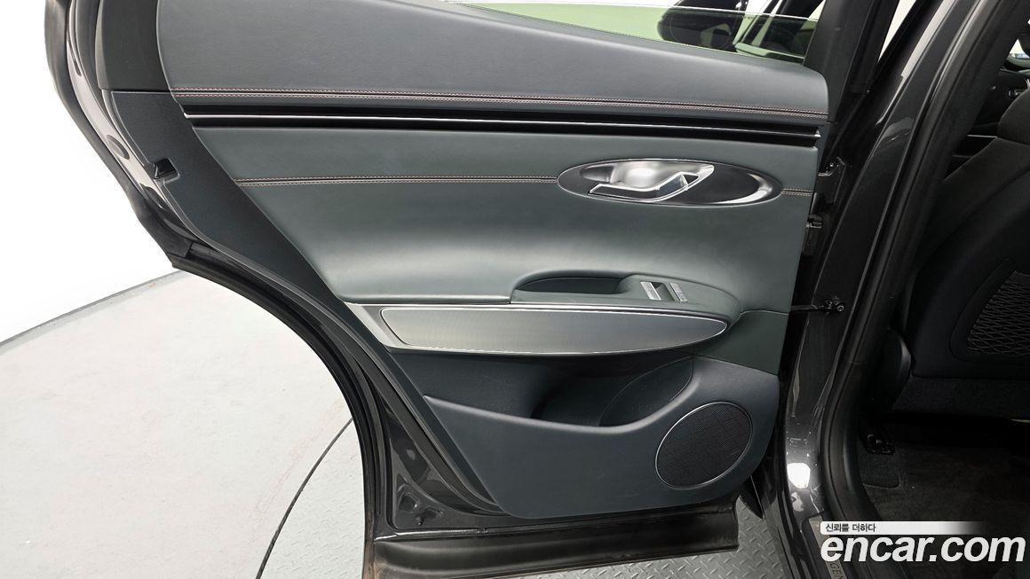Genesis GV70 2021