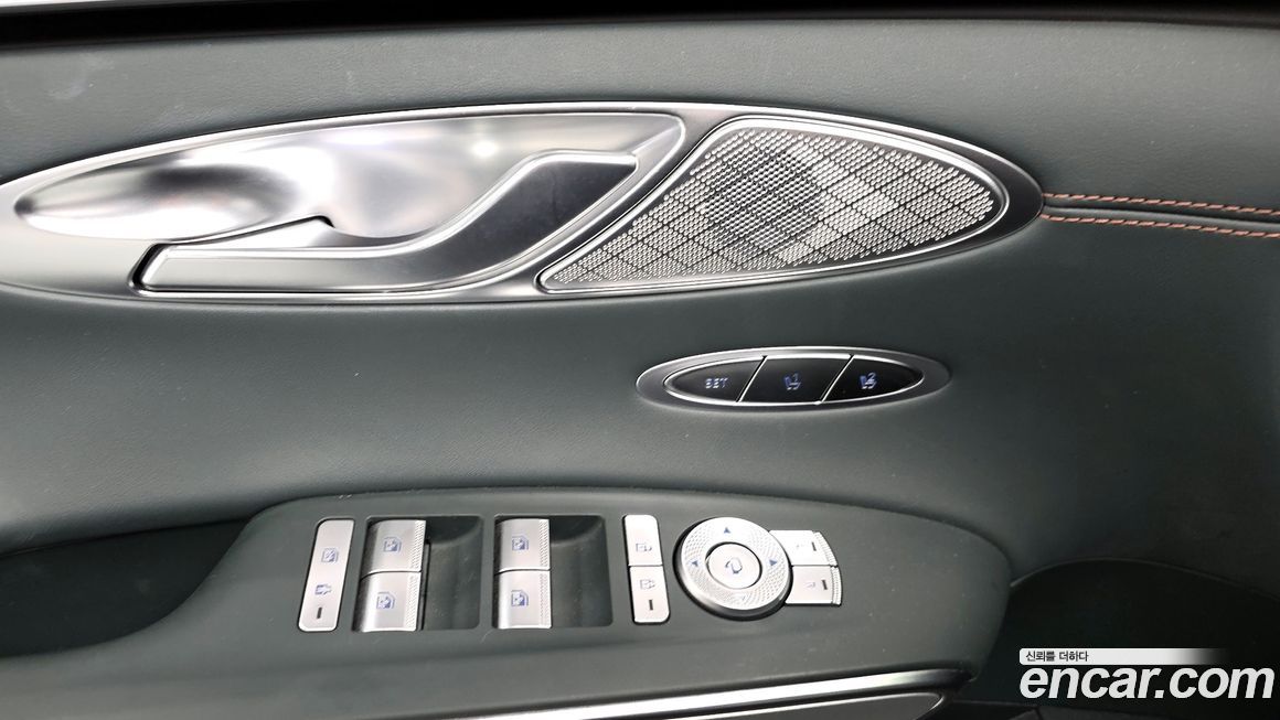 Genesis GV70 2021