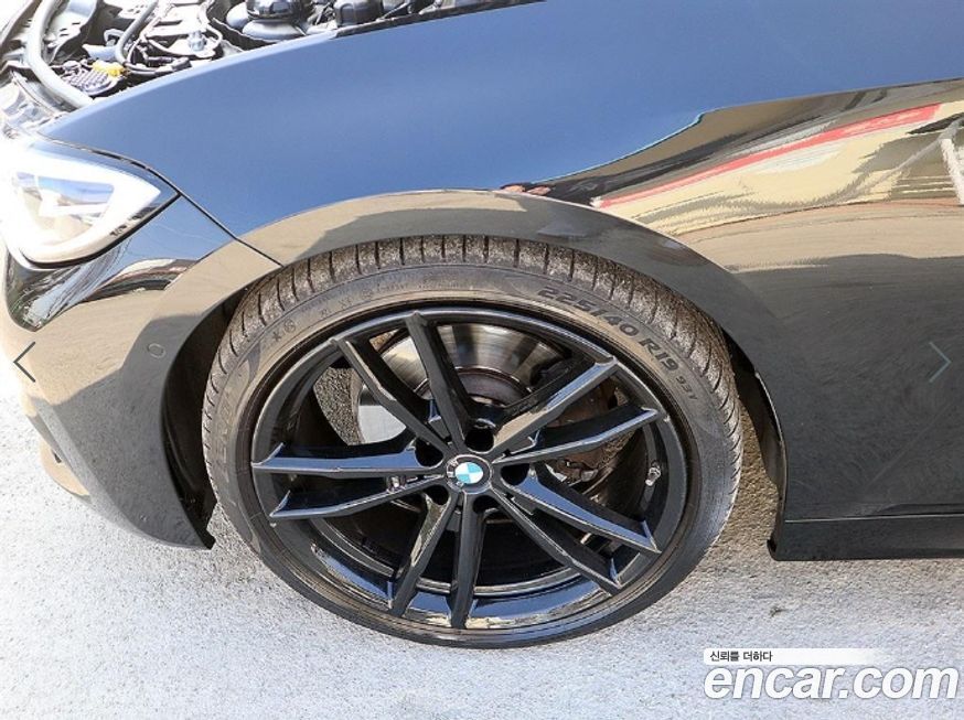BMW 3-Series 2021