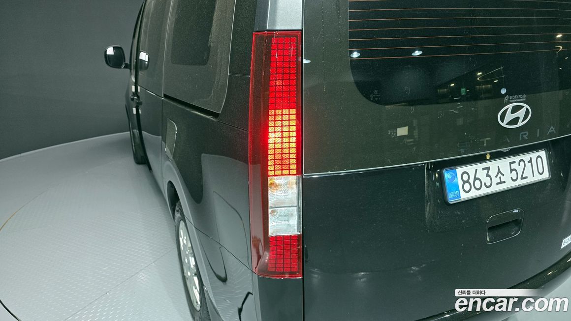 Hyundai Staria 2025