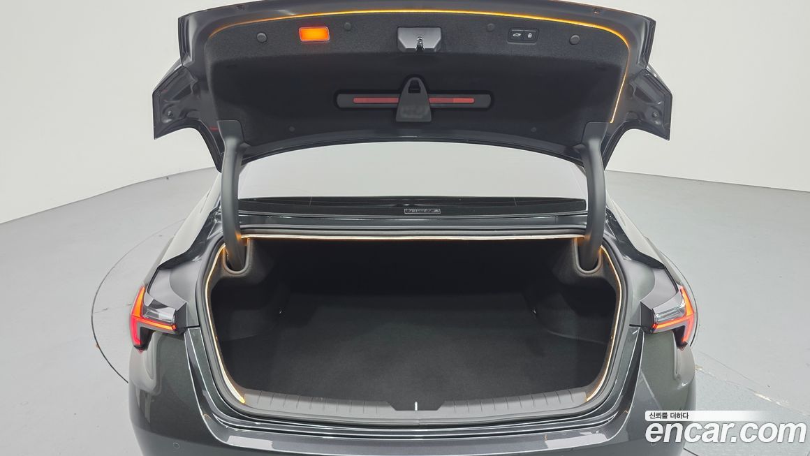 Kia K8 2025