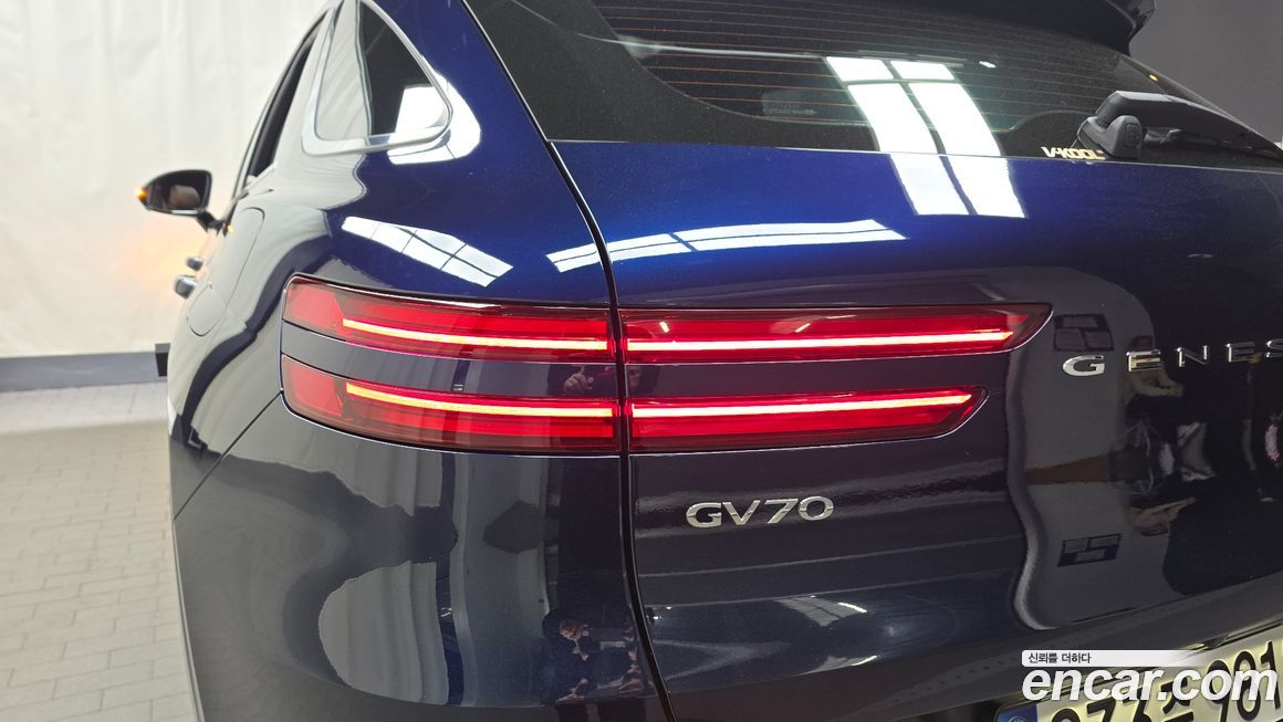 Genesis GV70 2021