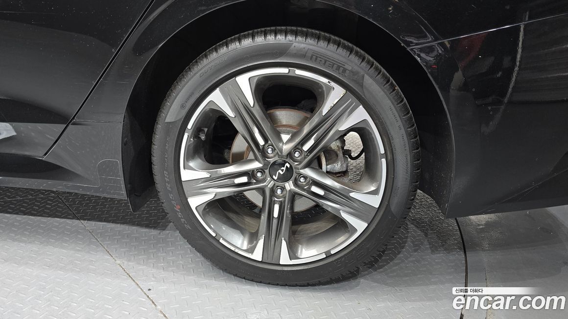 Kia K5 2023
