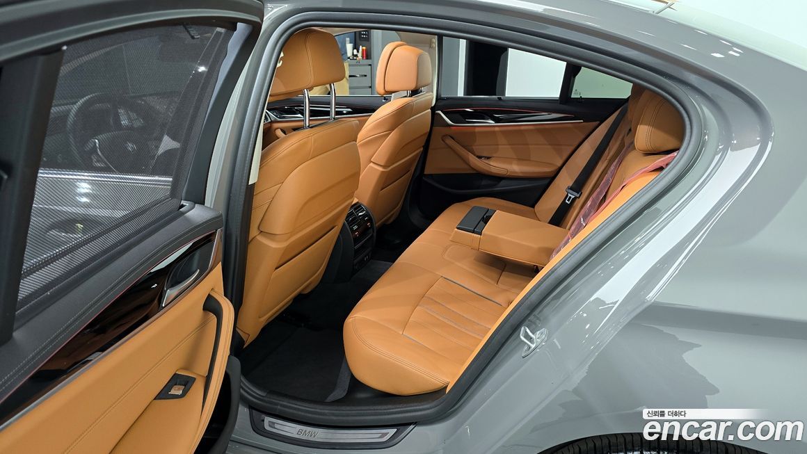 BMW 5-Series 2022