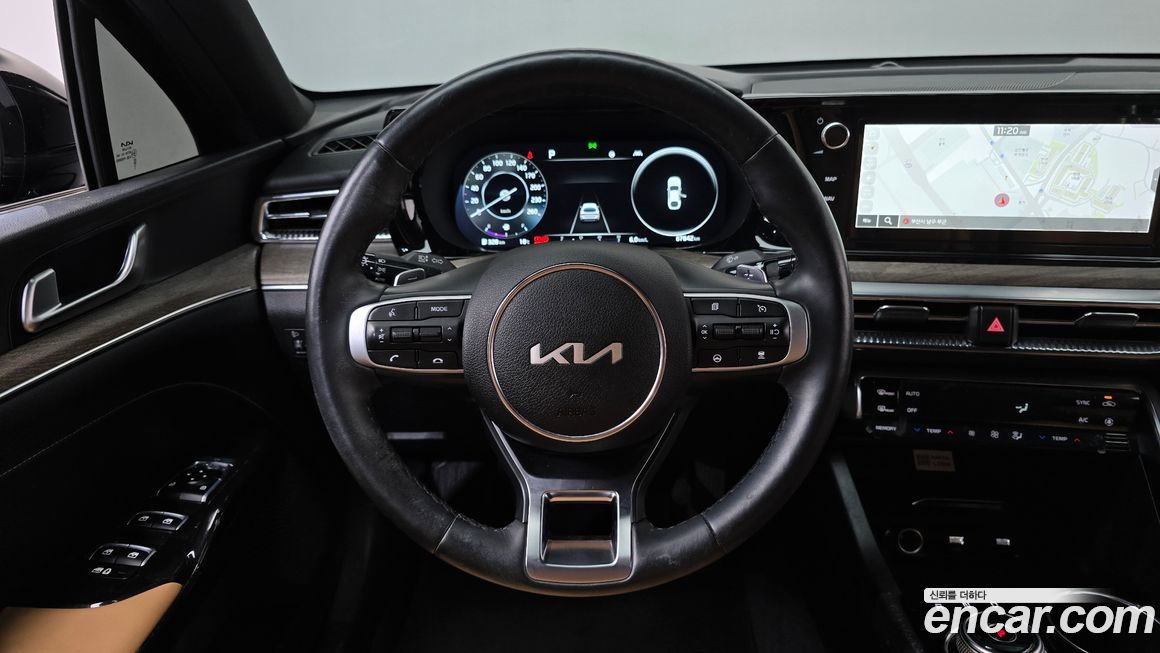 Kia K5 2023