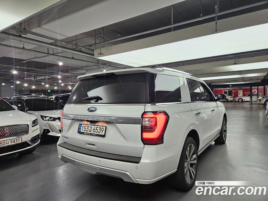 Ford Expedition 2021