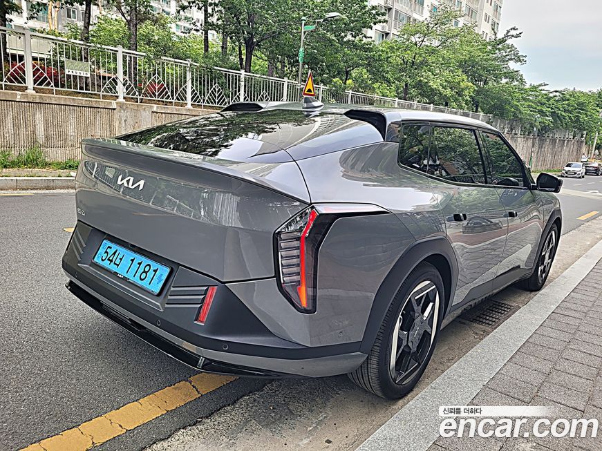 Kia EV4 2026