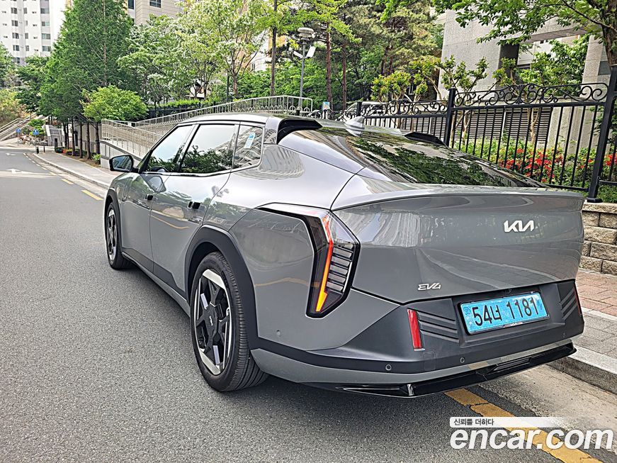 Kia EV4 2026