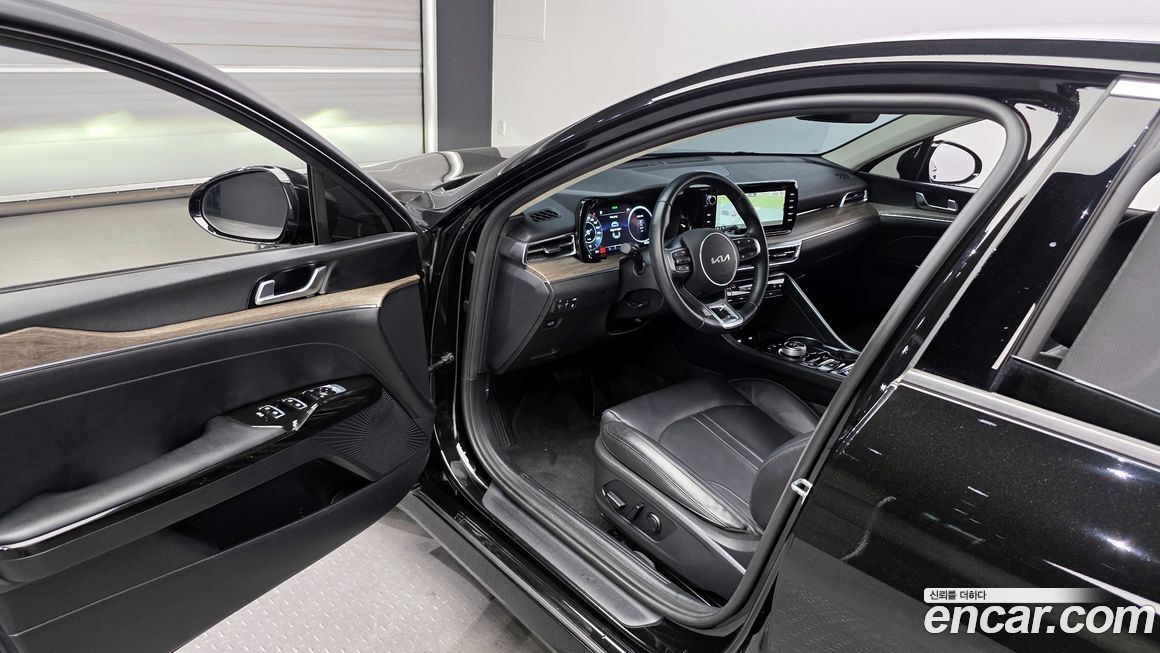 Kia K5 2023